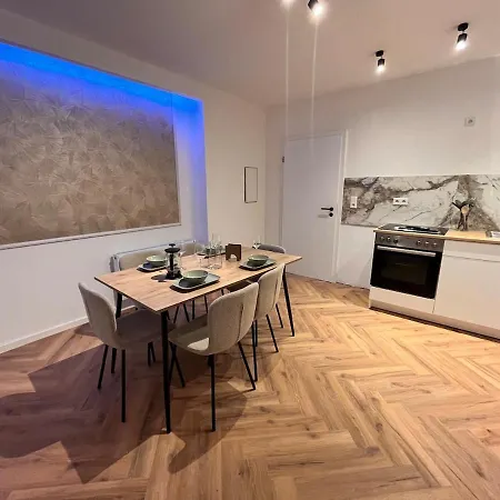 Modernes 1 Fuer Monteure & Handwerker Mit Parkplatz & Wifi * Bensheim