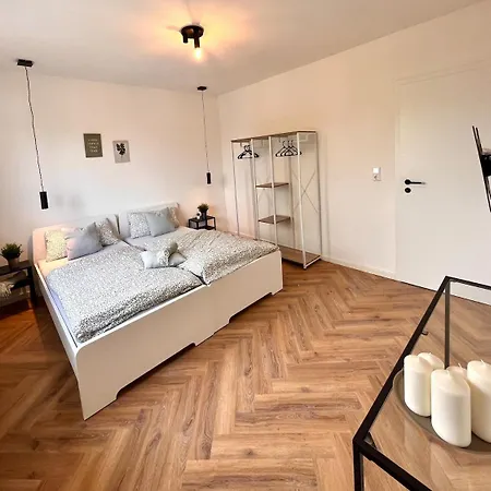 Modernes 1 Fuer Monteure & Handwerker Mit Parkplatz & Wifi Bensheim