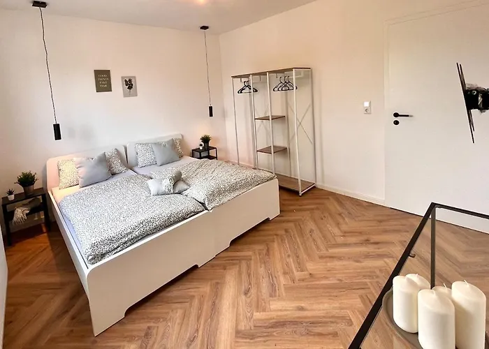 Modernes 1 Fuer Monteure & Handwerker Mit Parkplatz & Wifi Bensheim